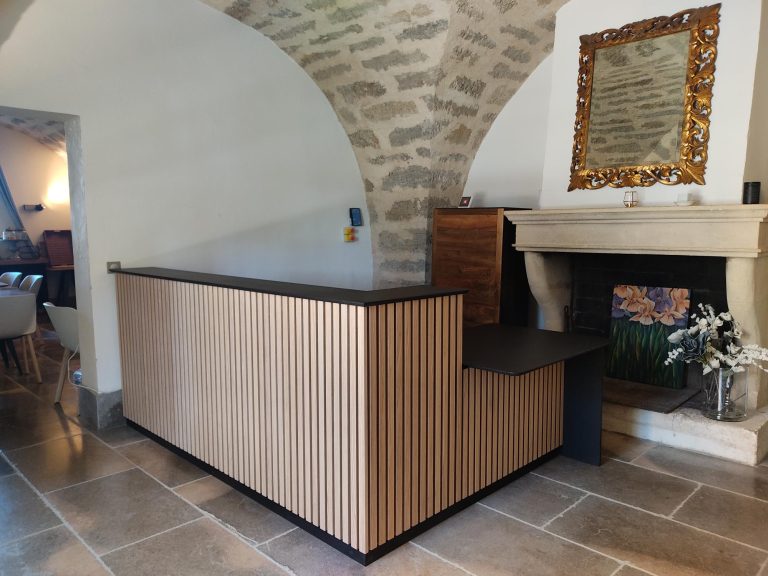 Inspiration menuiserie intérieure design pour votre logement à Sète