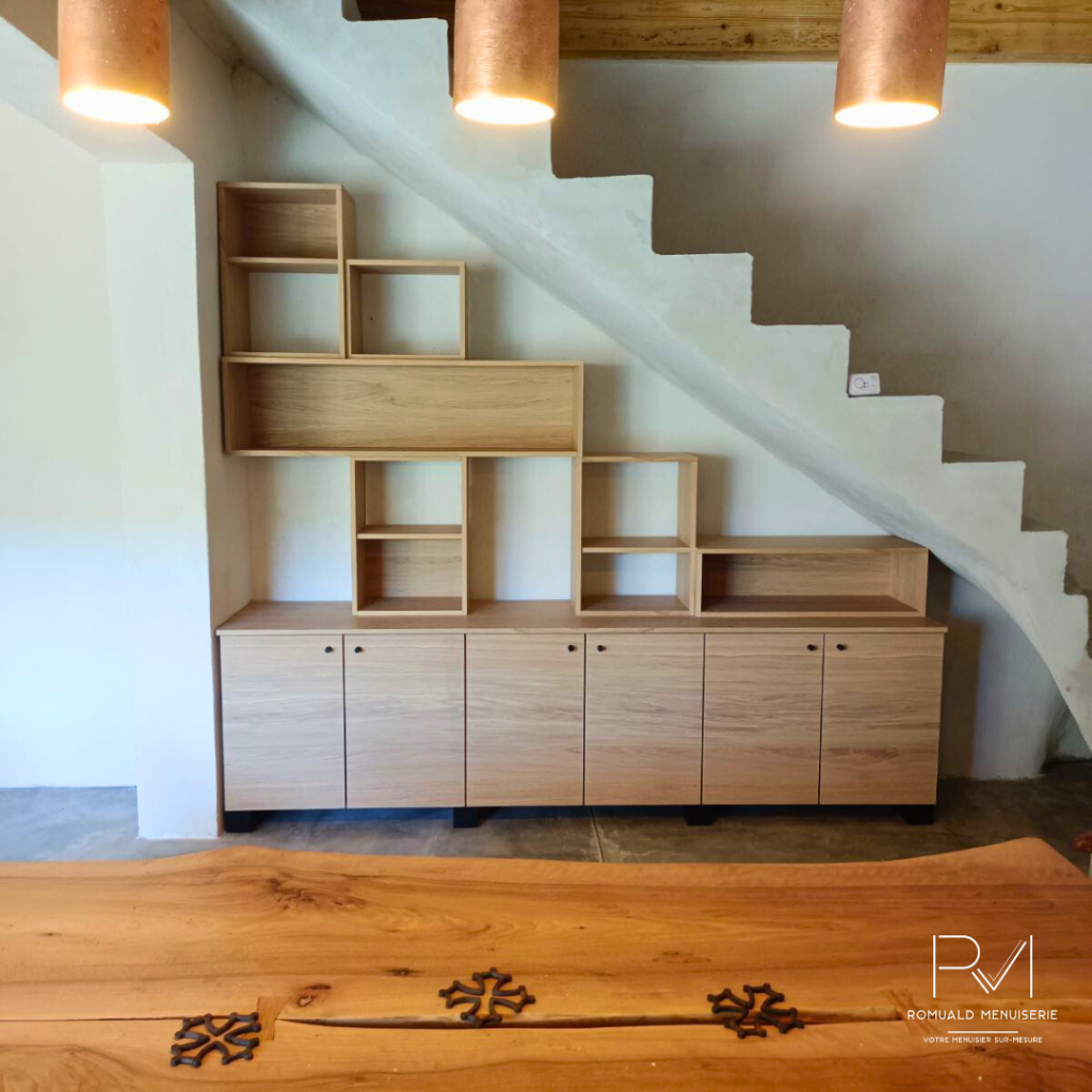 Meuble sur mesure La Vacquerie : MDF chêne naturel huilé