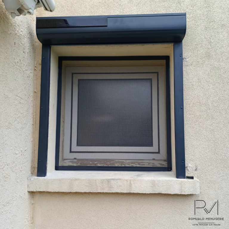 Moustiquaires aluminium Montpellier : protection insectes RAL 7016 - 1